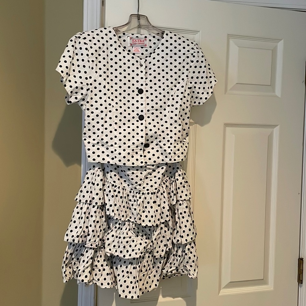 Black and white polka dot mini outfit